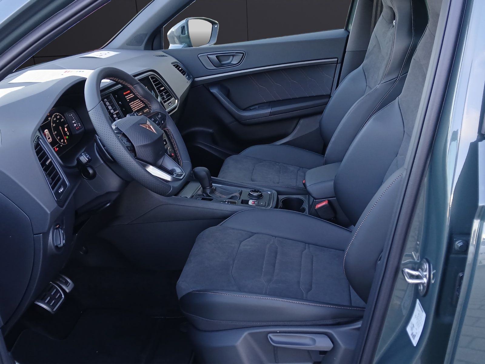 Fahrzeugabbildung CUPRA Ateca VZ 4Drive 2.0 TSI AHK Keyless Kamera