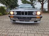 BMW 325i E30 M-Technic 1 1987r. - Oldtimer: Sportwagen