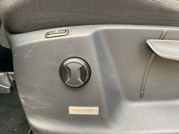 Volkswagen Golf Sportsvan - 11