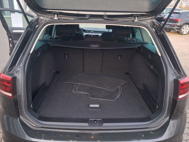 Passat Variant 1.5 TSI Business Bluetooth Navi