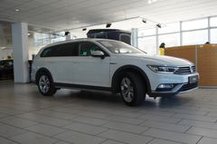 Fahrzeugabbildung Volkswagen Passat 2.0 TDI ALLTRACK 4M NAVI/SH/LEDER/ACC/LED