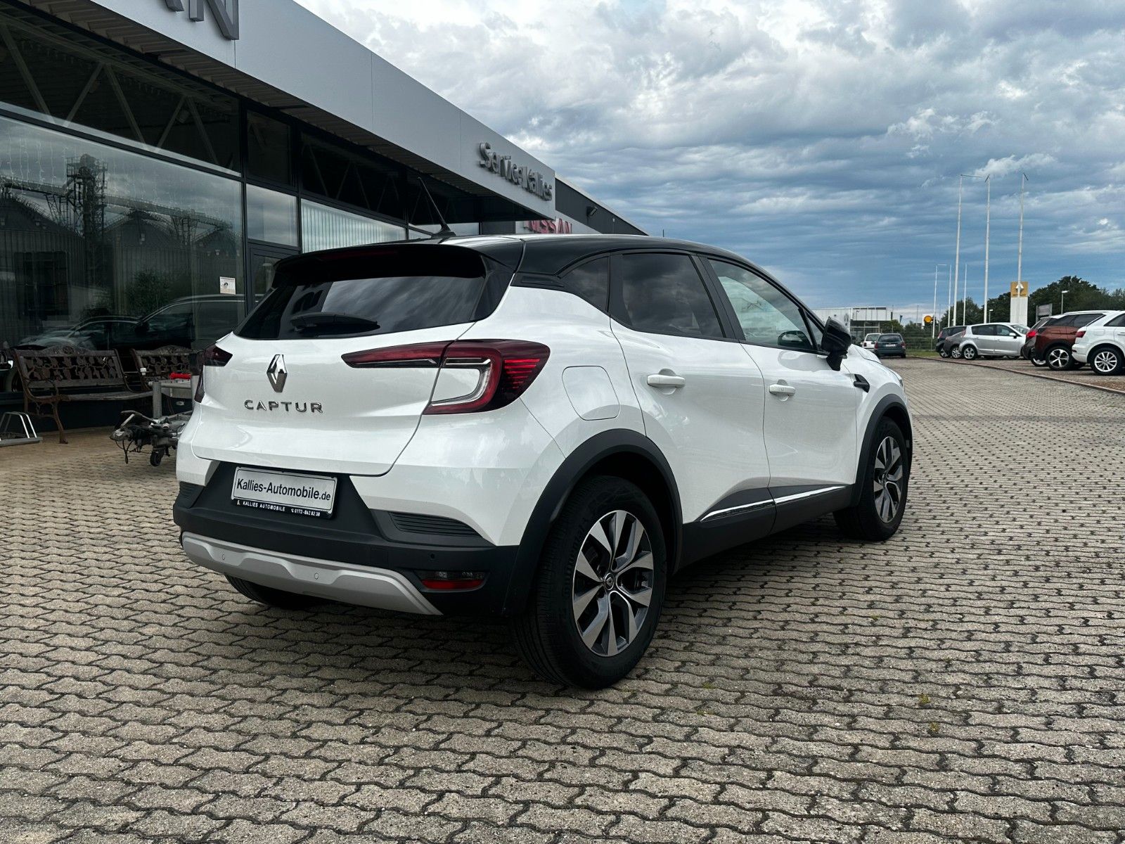 Fahrzeugabbildung Renault Captur II Navi / Klimaautomatik / Top