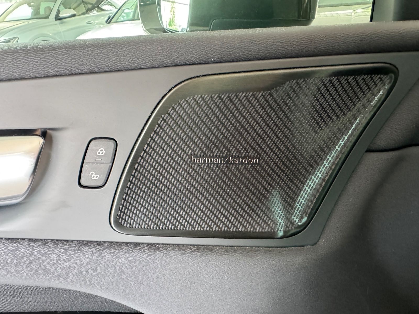 Fahrzeugabbildung Volvo XC60 Inscription Recharge/360°Cam/AHK/PANO/Navi/