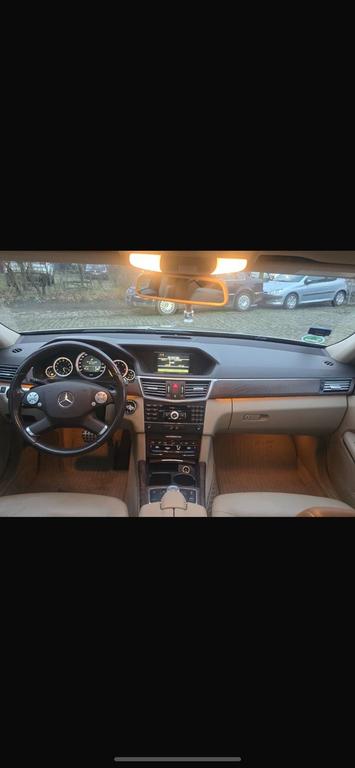 Mercedes-Benz E 350