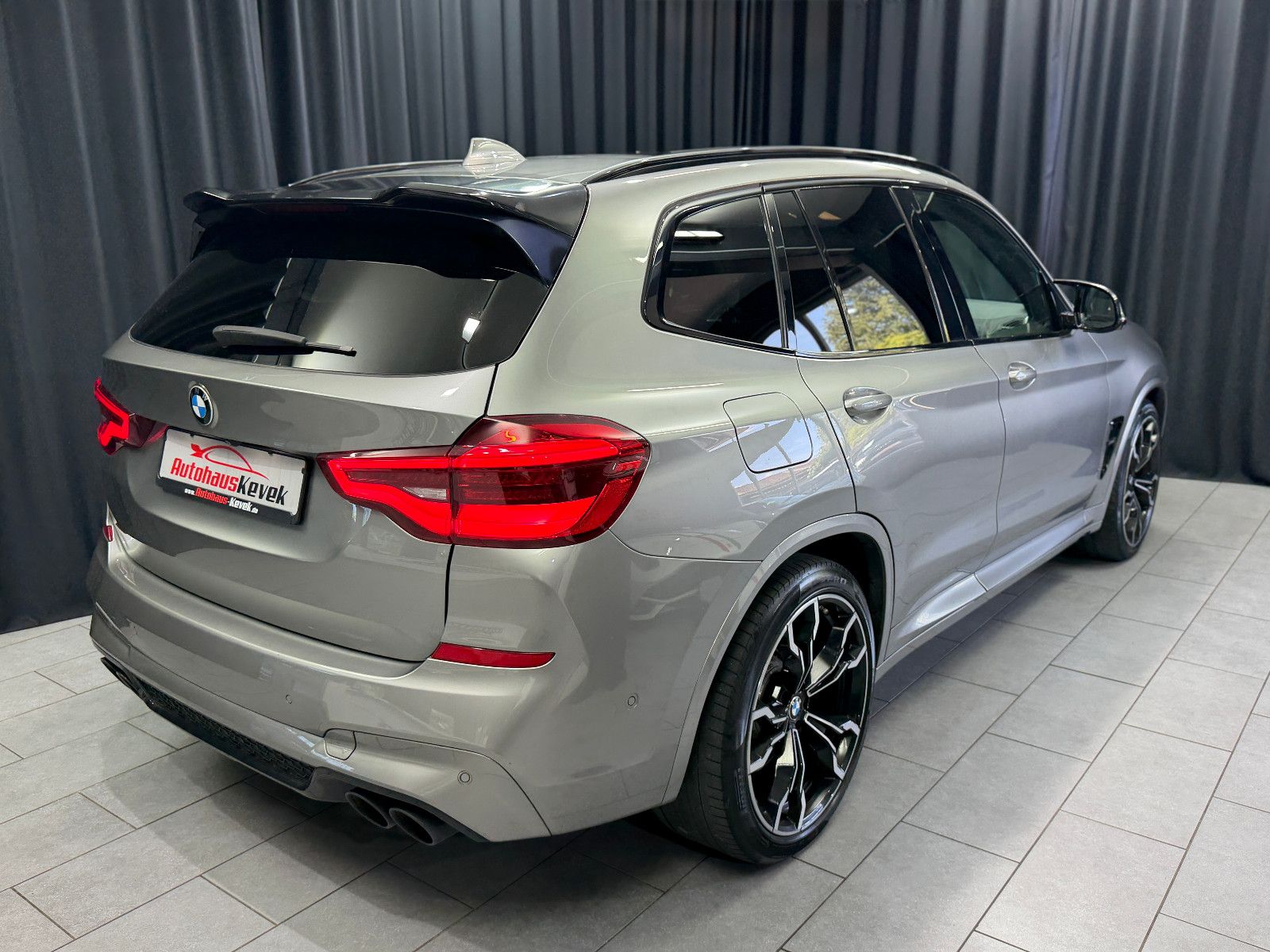 Fahrzeugabbildung BMW X3 M |H/K|HuD|PANO|LASER|INDIVIDUAL