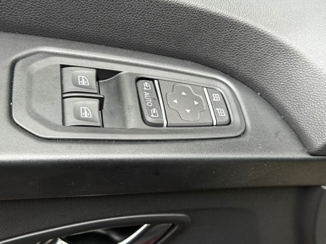 Fahrzeugabbildung Nissan Primastar Seaside 170 dCi 7DCT Camper 360° NAVI
