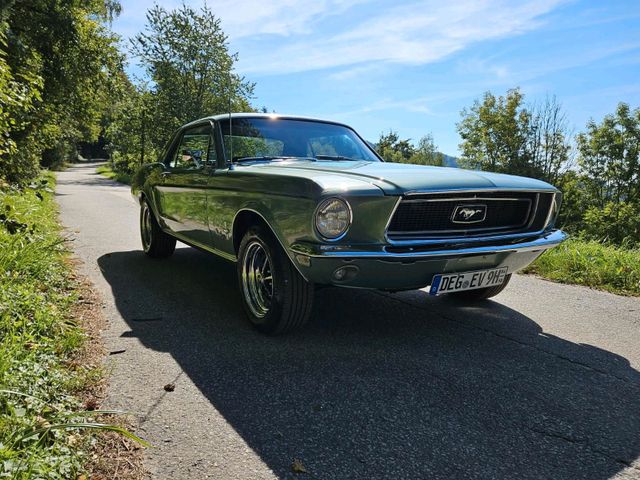 Ford Mustang 1968 J-Code 302cui