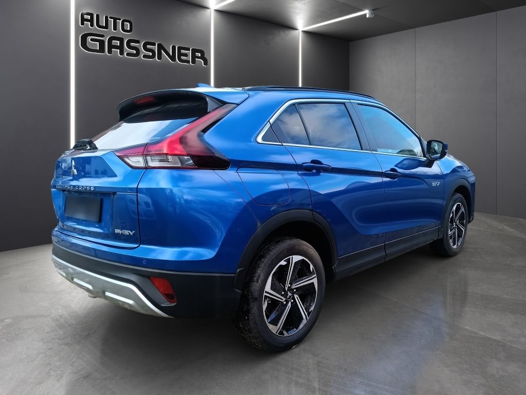 Fahrzeugabbildung Mitsubishi Eclipse Cross Plug-in Hybrid PLUS 2.4 MIVEC 4WD