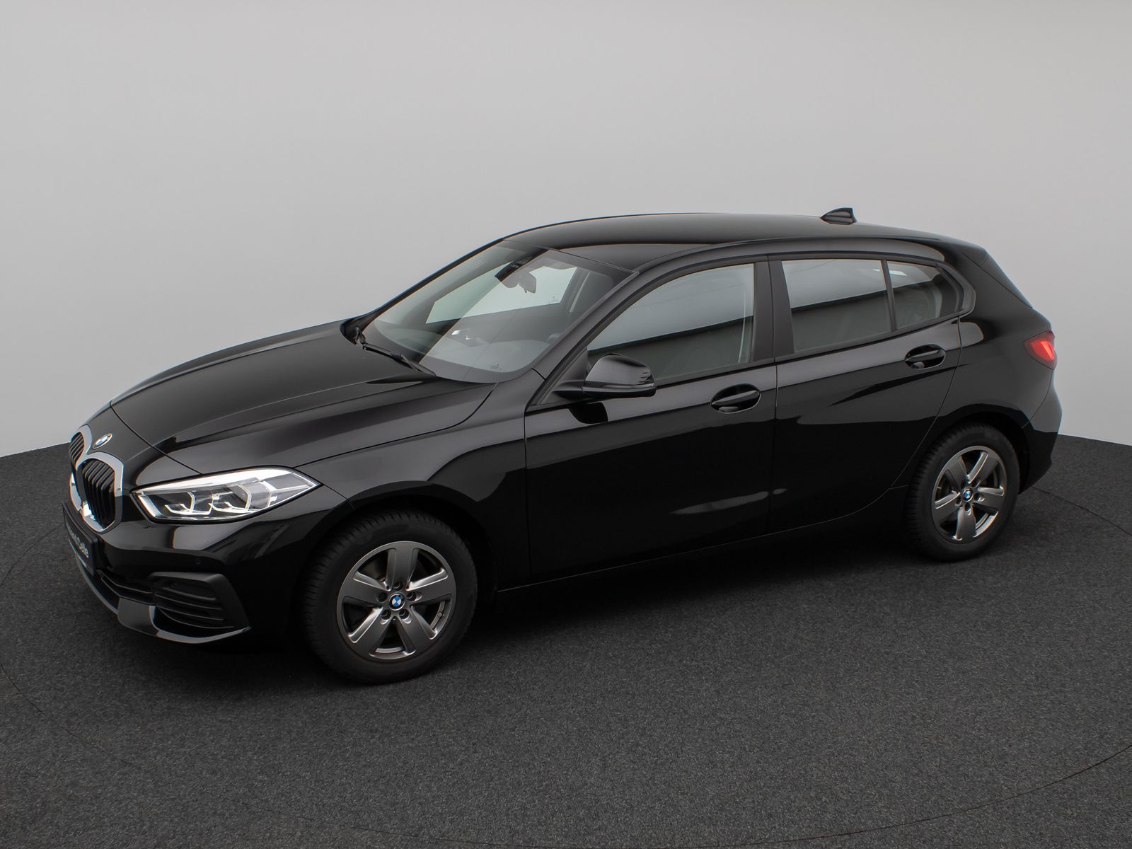 Fahrzeugabbildung BMW 118i DAB CockPitPro Geschwindigkeitsreg PDC LED