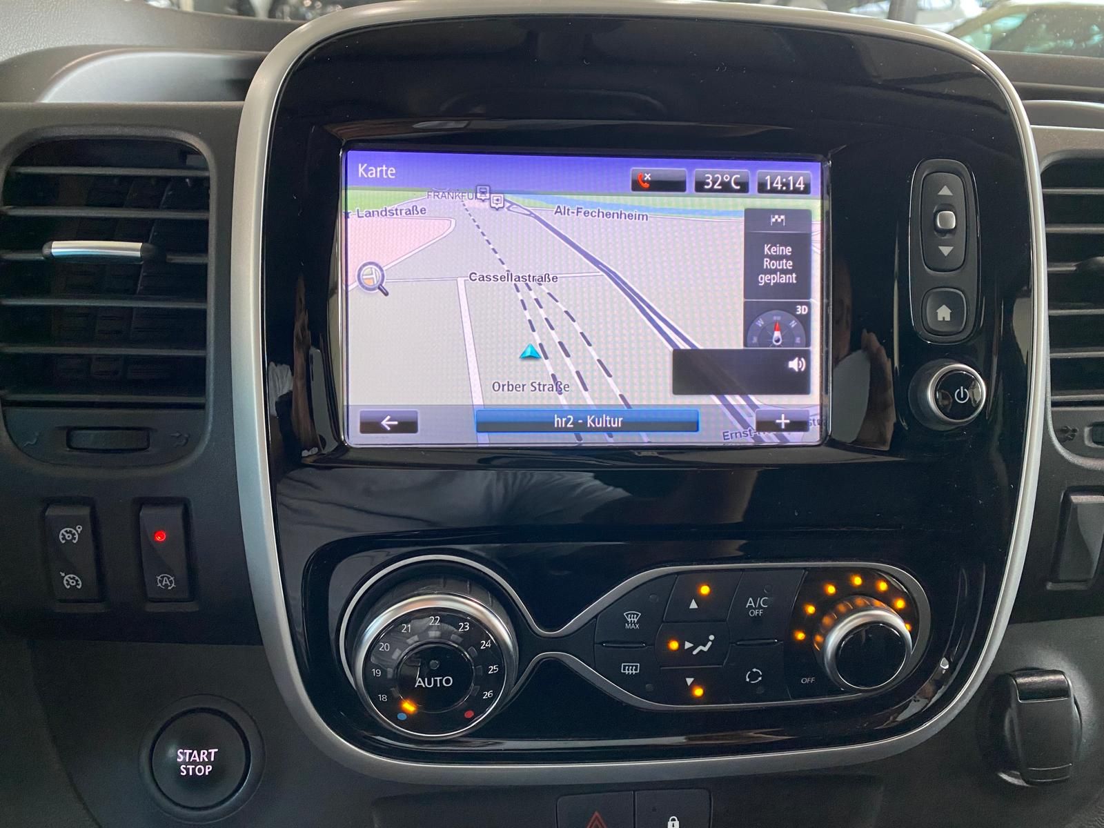 Fahrzeugabbildung Renault Trafic L1L1 2.0 dCi 145 Komfort EDC/Navi/RFK/
