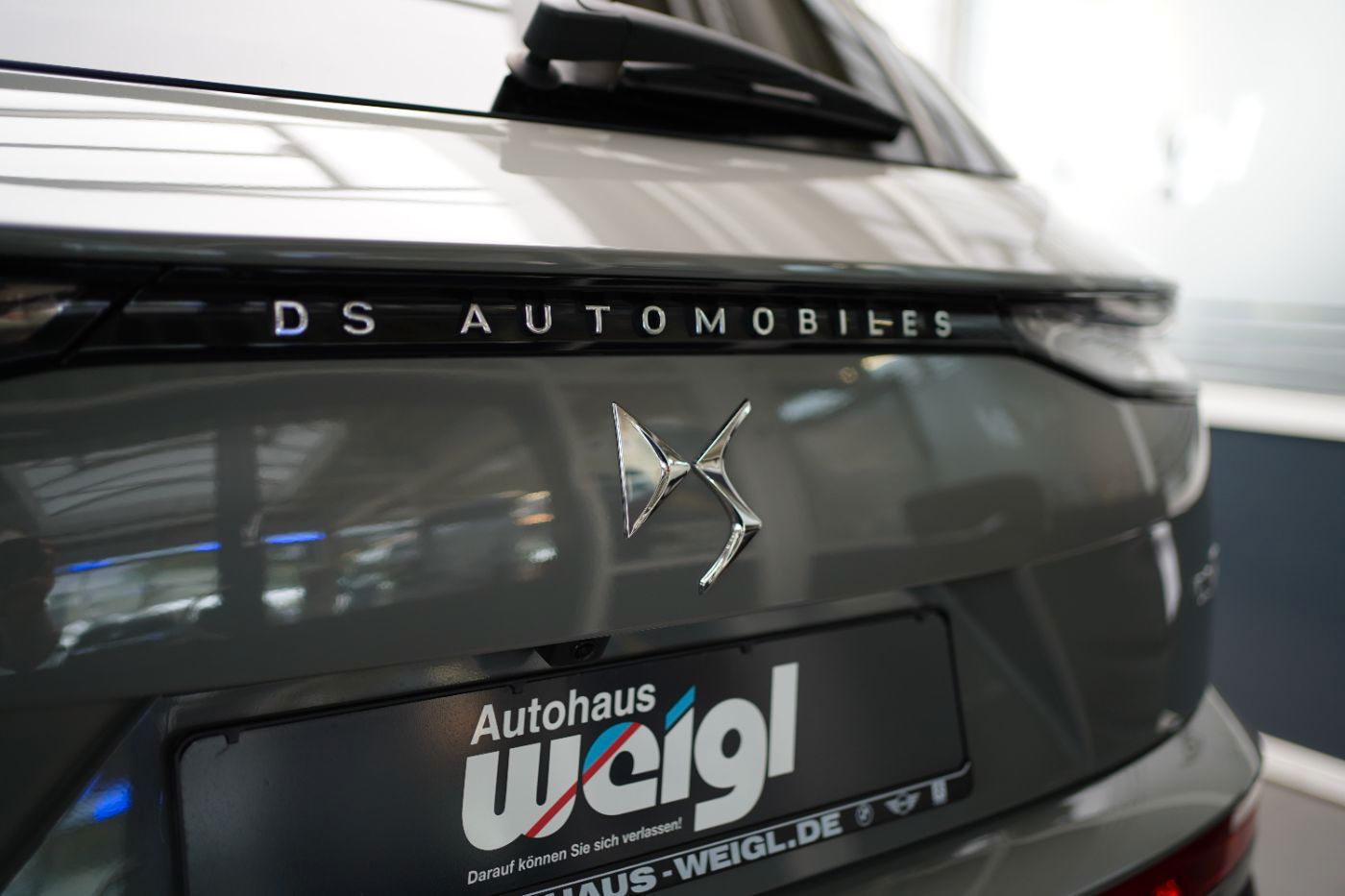 Fahrzeugabbildung DS Automobiles DS7 BlueHDi 130 EAT8 Opera Anhängerkupplung Foca
