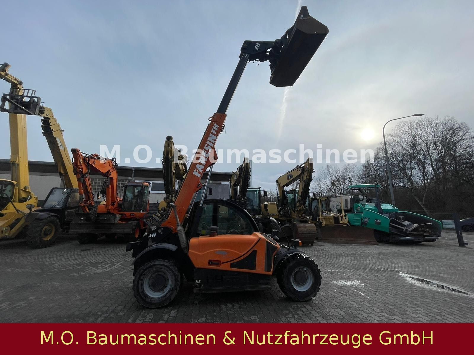 Fahrzeugabbildung Other FH 625 / SW / 2,5 t / 6m / 4x4x4