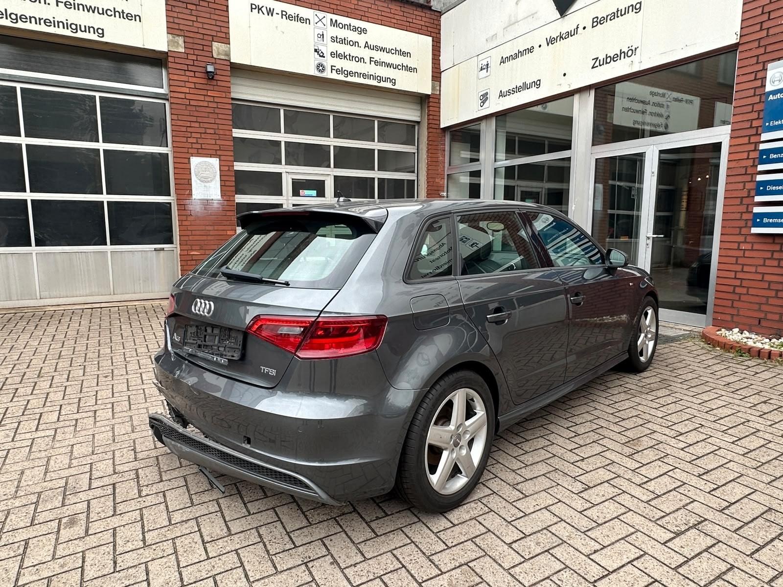 Audi A3 2015 — photo 7
