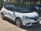 Renault Scenic EDC - Renault Scenic mit Benzin-Antrieb: Kombi