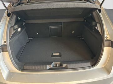 Fotografie 8 des Opel Astra 5-trg. Ultimate Automatik Schiebedach Navi