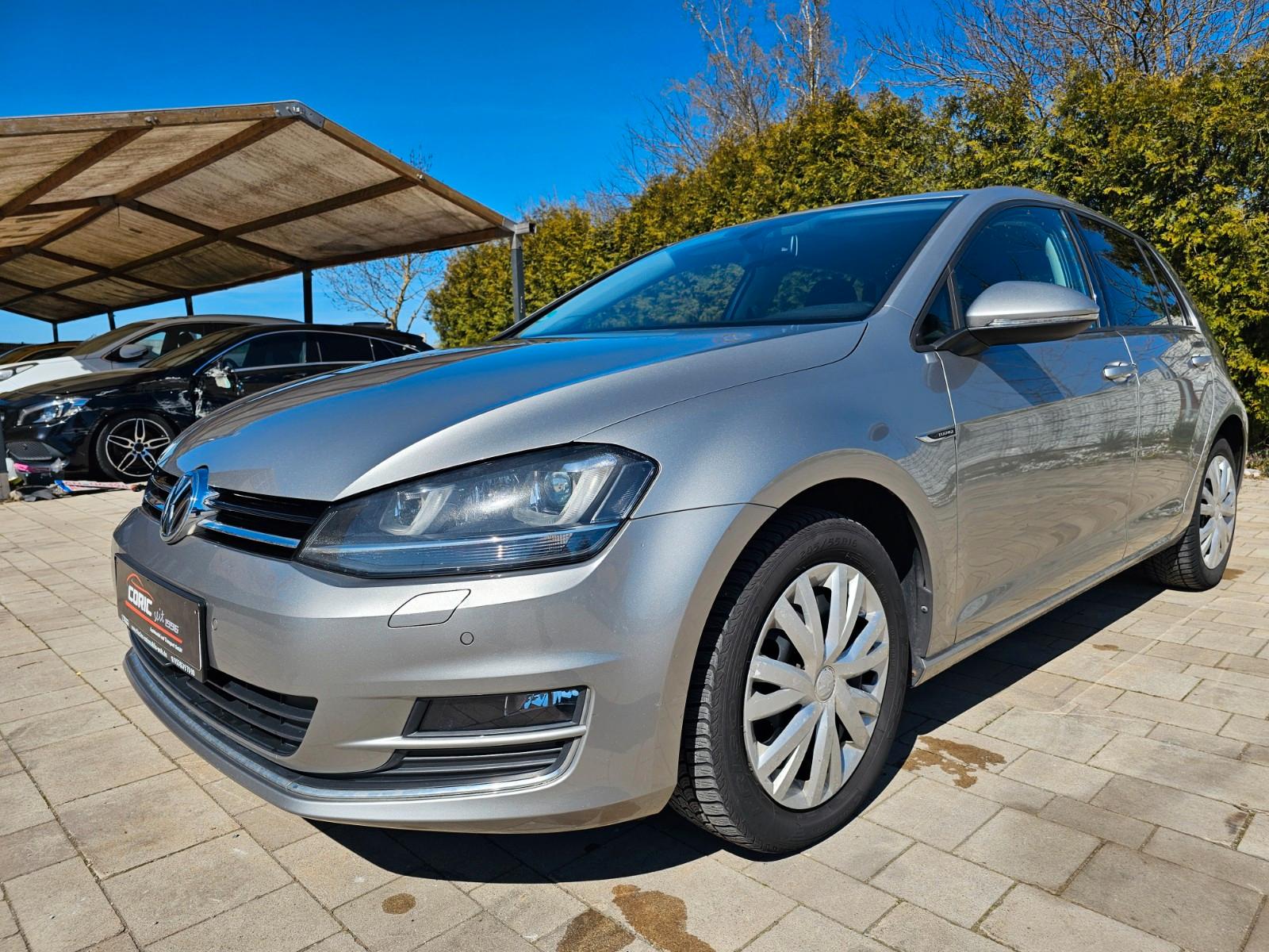 Volkswagen Golf VII Lim. Lounge BMT