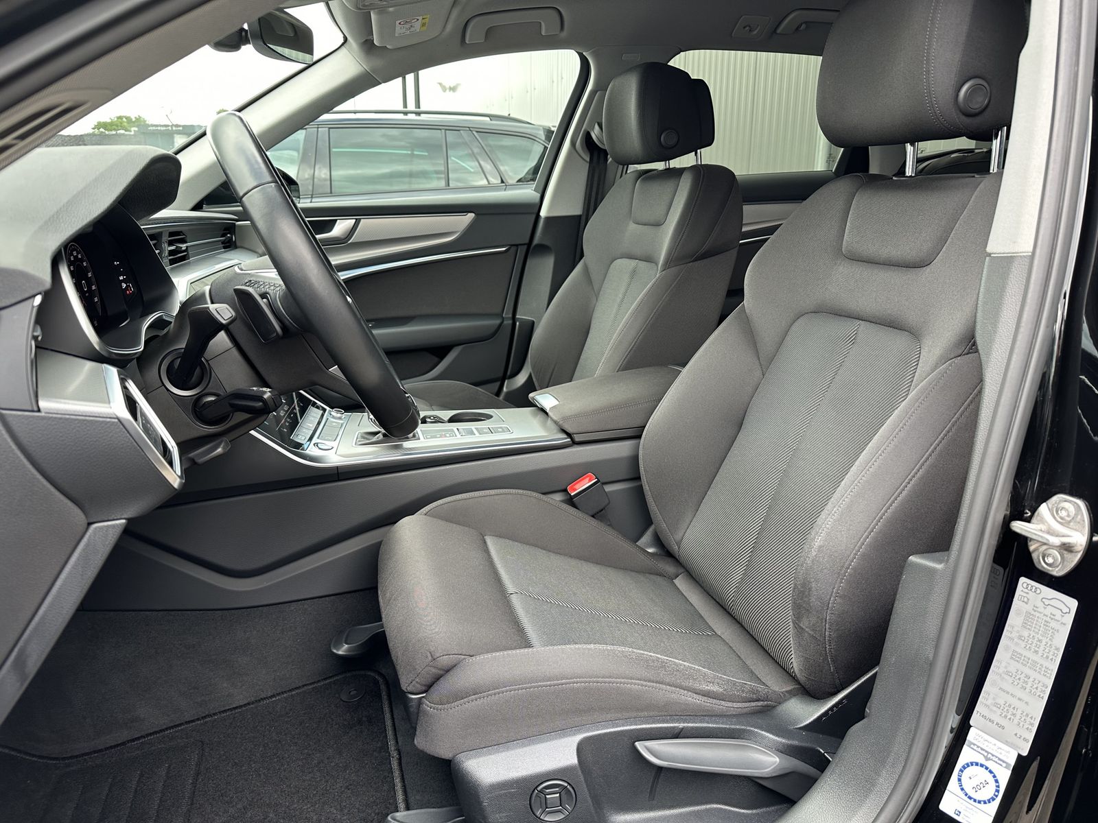 Fahrzeugabbildung Audi A6 Avant 40 TDI S-Tronic Sport NAV+LED+AHK+ACC