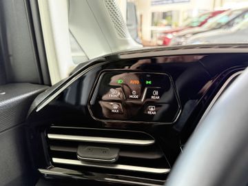 Volkswagen Caddy 1.5 TSI DSG STYLE STANDHZ AHK 5J GARANTIE