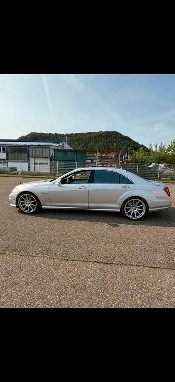 Mercedes-Benz S 63 AMG