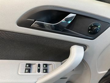 Skoda Yeti Ambition Plus Edition 4x4*2.Hand*AHK*Klima*