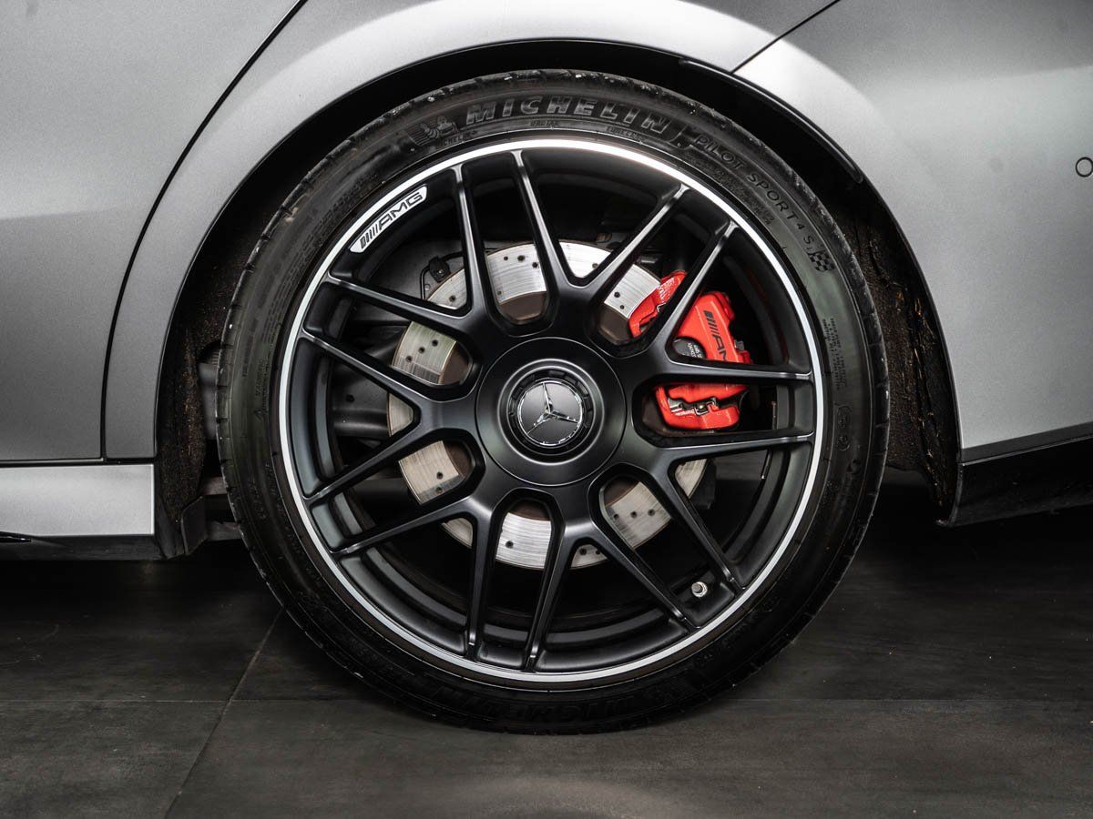 Mercedes-Benz AMG CLA 45 S 4Matic MATT BURMESTER foto 4