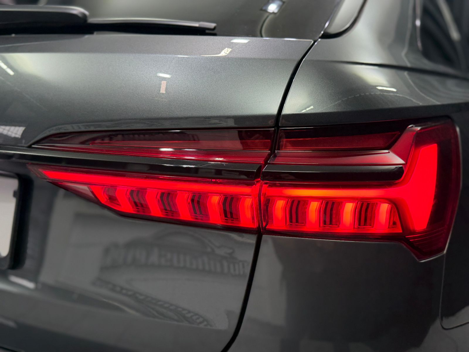 Fahrzeugabbildung Audi RS6 Avant 4.0 TFSI quattro |KERAMIK|B/O