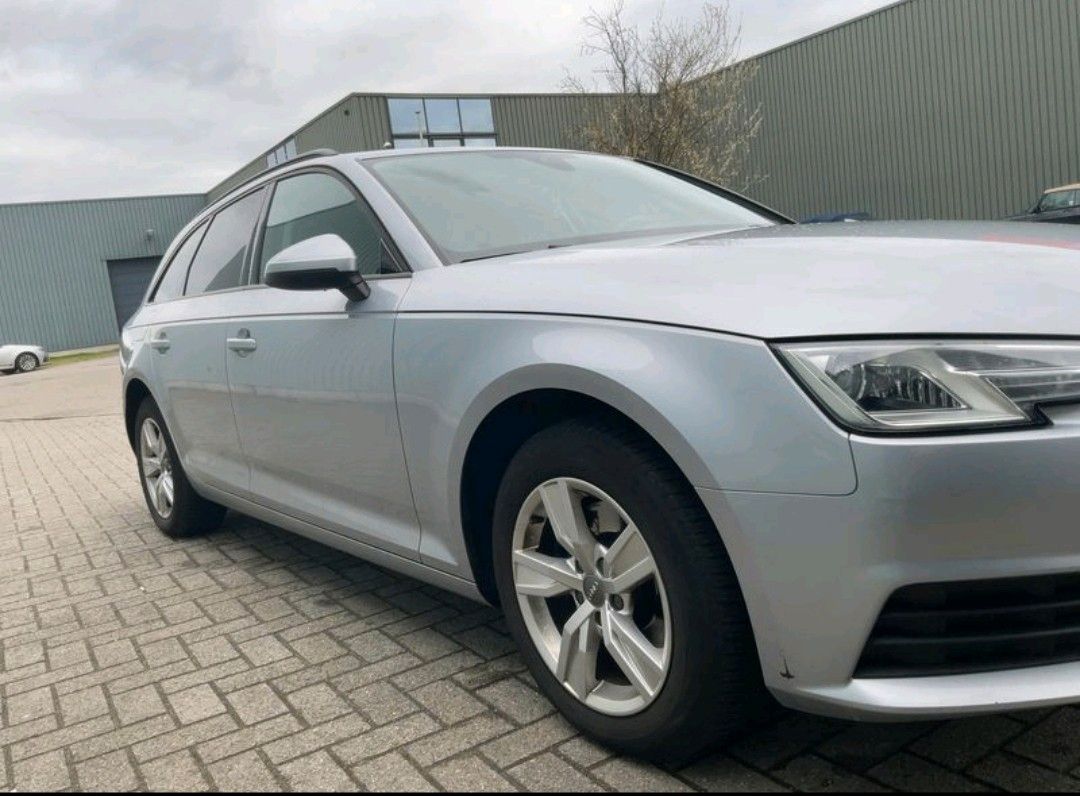 AUDI A4 g-tron 2.0 TFSI S tronic Avant -
