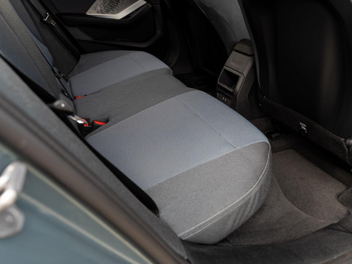 BMW 1 Series AdLED KoZg SpSitze SpieglP ParkA S-Glas 17", миниатюра 20
