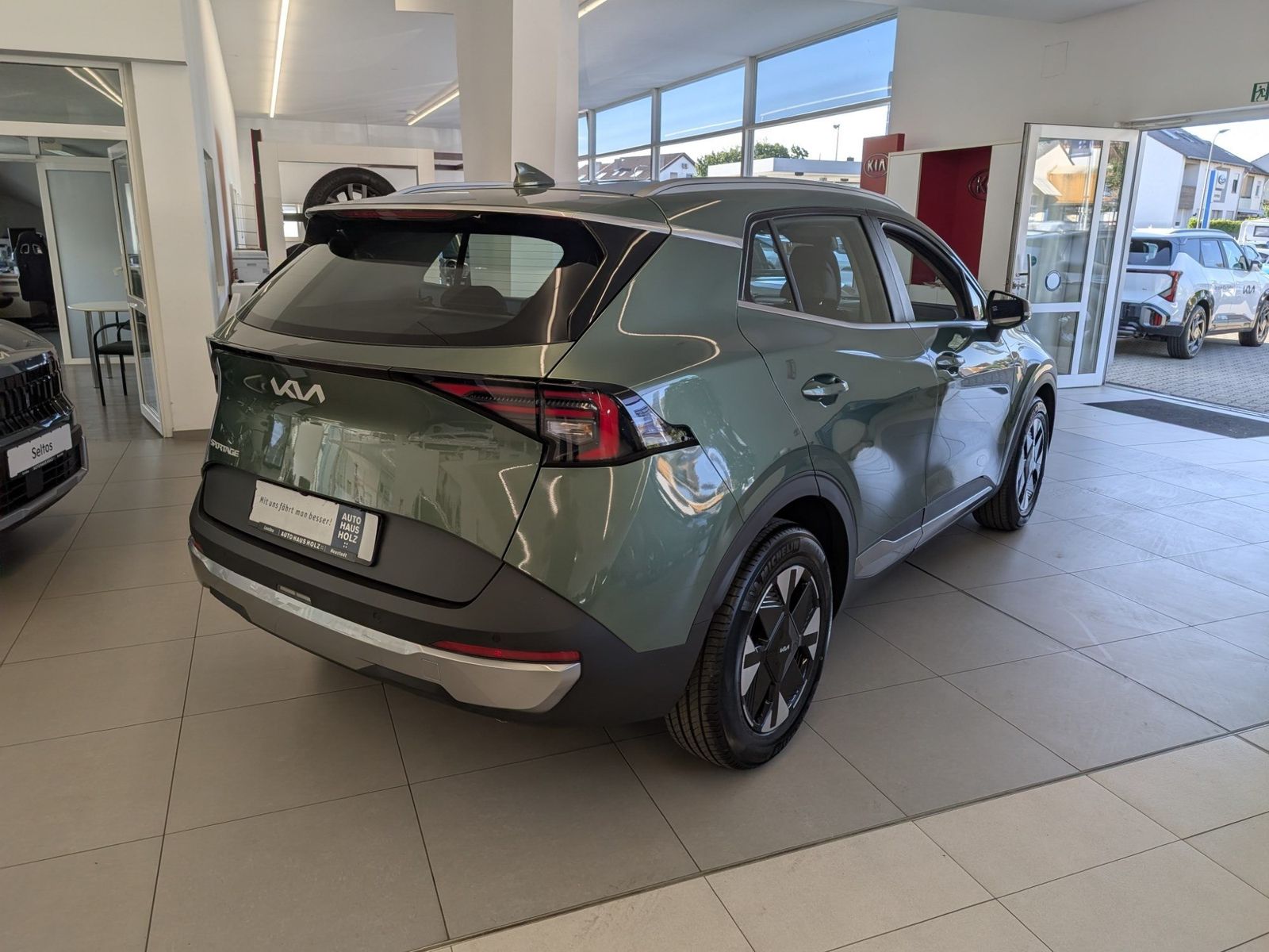 KIA Sportage 1.6 T-GDI 2WD Vision STD Navi – Bild 4