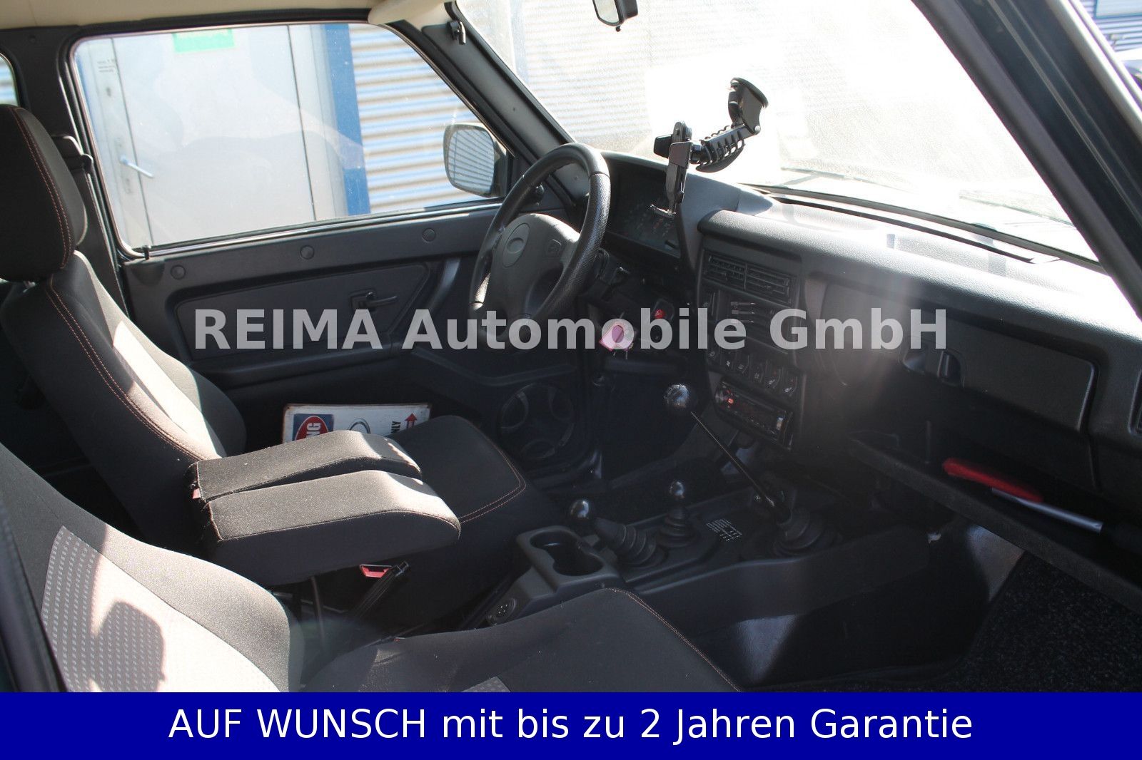 Fahrzeugabbildung Lada Taiga 5-trg. Urban 4x4, Anhängerkupplung