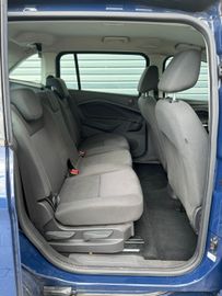 Ford Grand C-Max - 11