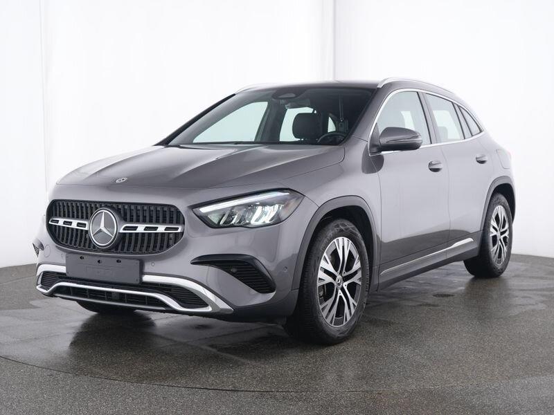 Mercedes-Benz GLA 180 PROGRESSIVE ADVANCED*AHK*VERKEHRSZEICHEN