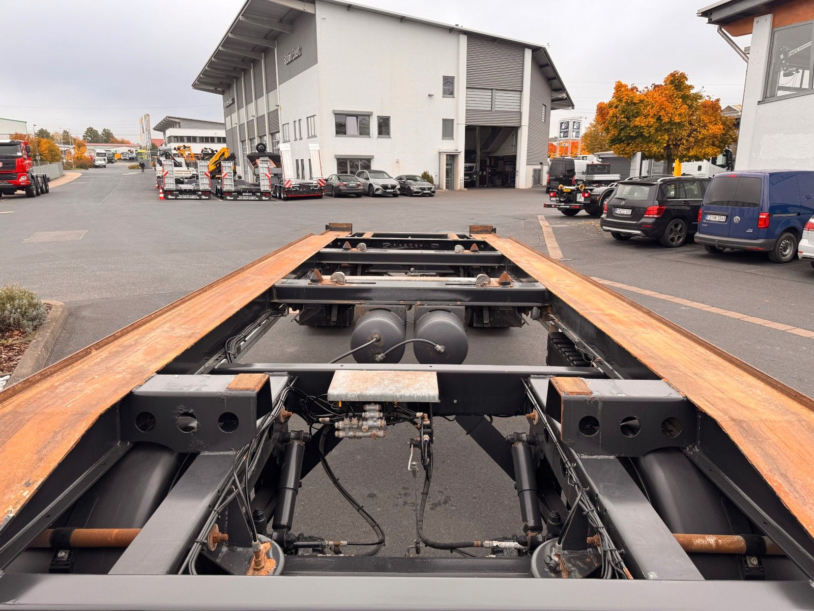 Fahrzeugabbildung Müller-Mitteltal RA-T 18,0 Containerfahrgestell