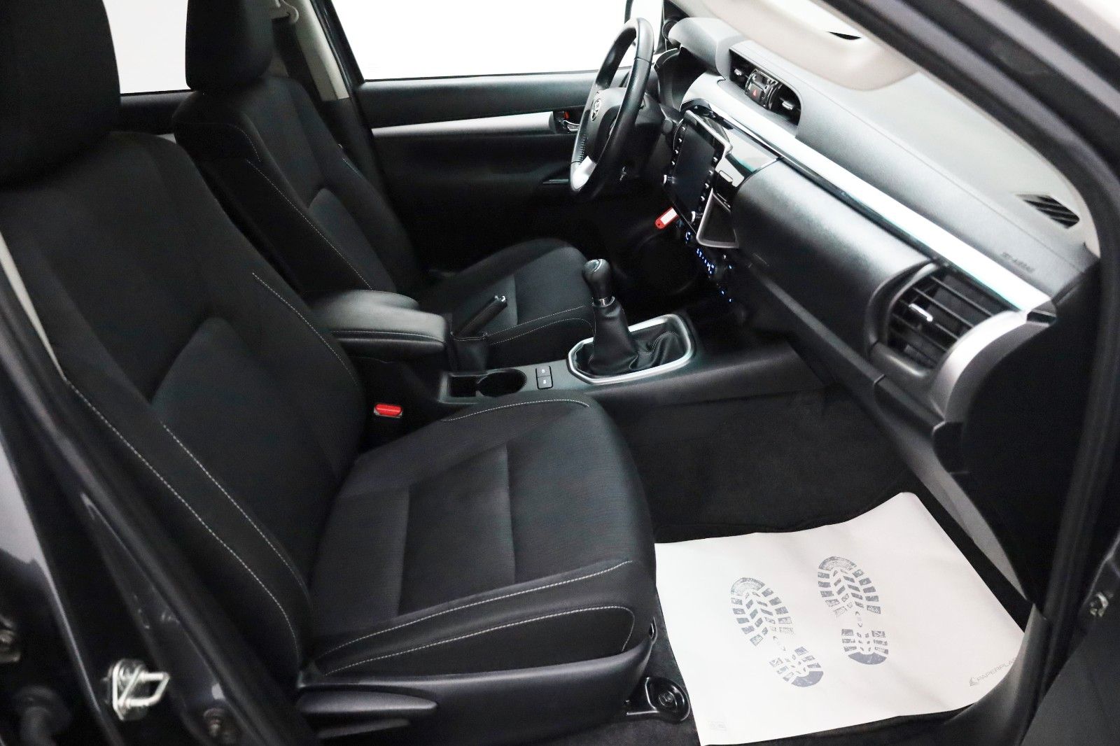 Fahrzeugabbildung Toyota Hilux 2.8 D-4D Comfort DOKA,150kW,Kamer,CarPlay