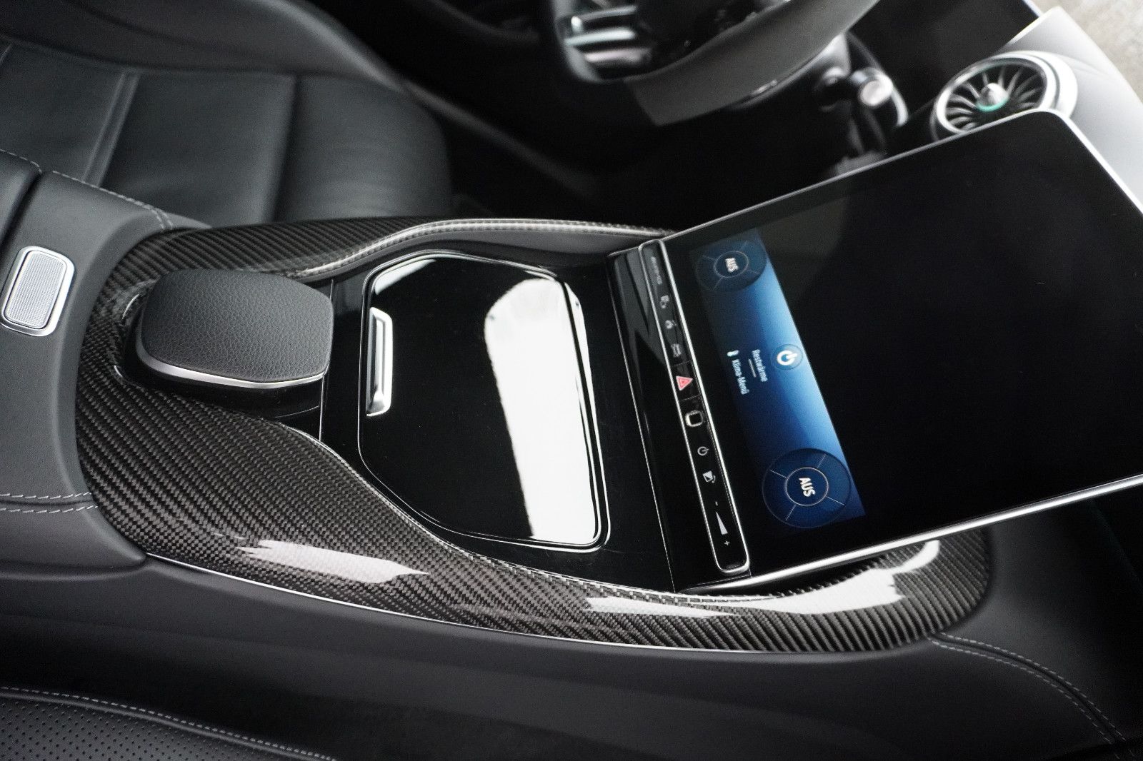 Fahrzeugabbildung Mercedes-Benz SL AMG 63 4Matic