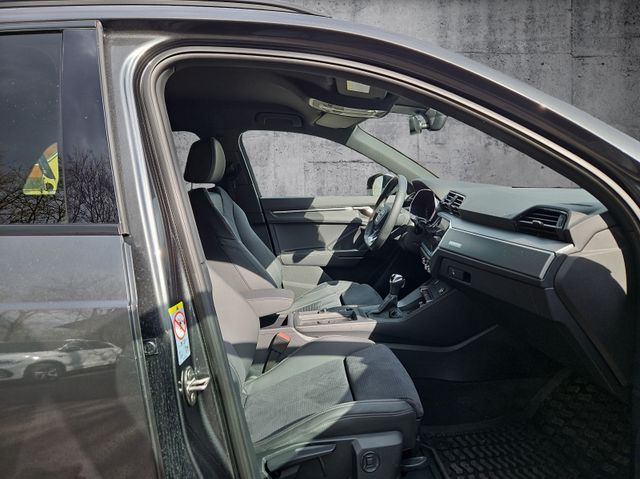 Q3 40 TFSI quattro S tronic S line schwarz Optik