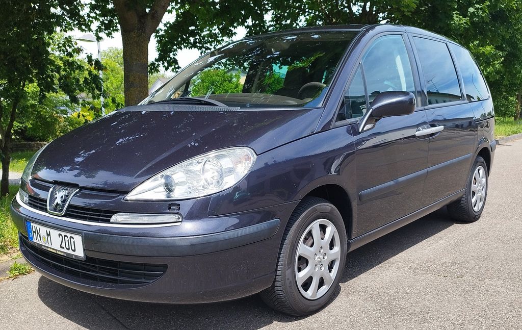 Peugeot 807