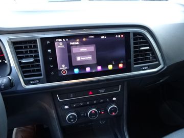 Fotografie des Seat ATECA 1.5 TSI ACT Style*LED*AHK*SHZ*ALU*NAVI
