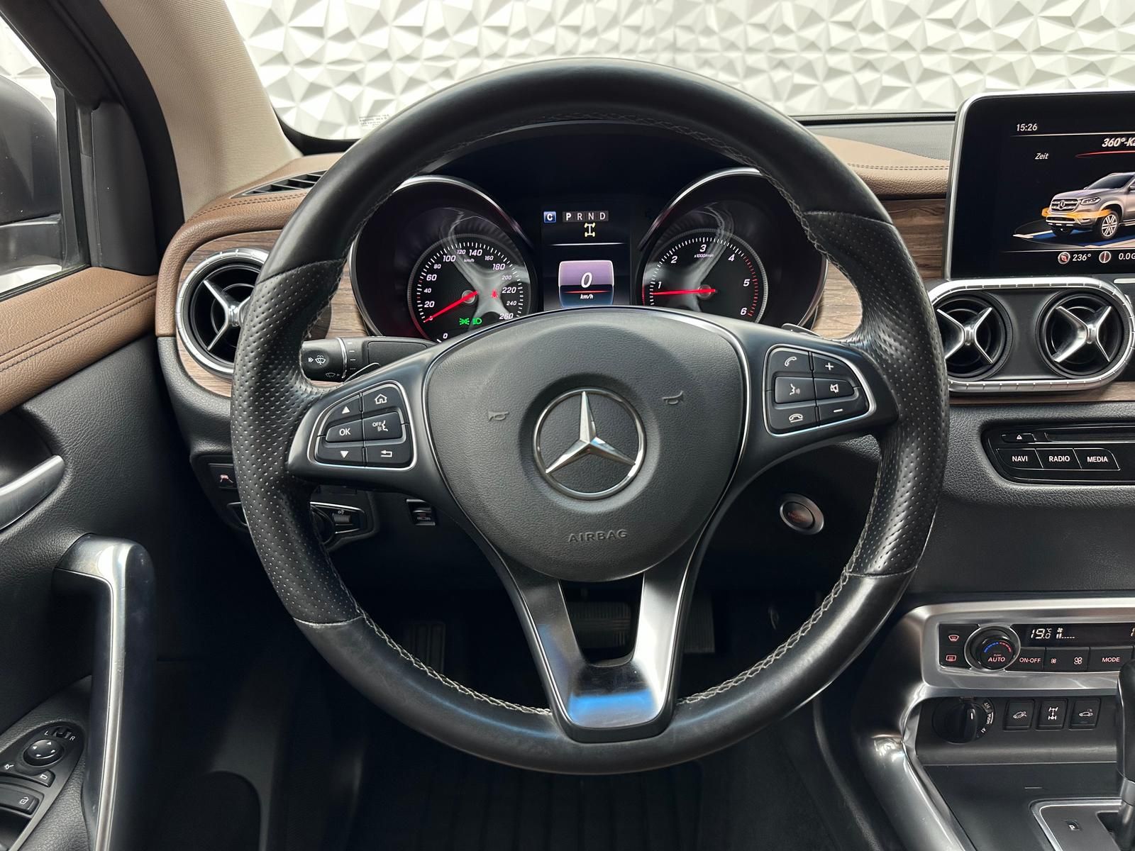 Fahrzeugabbildung Mercedes-Benz X 350d POWER-EDITION/4MATIC/LED/KEYLES/360°/AHK