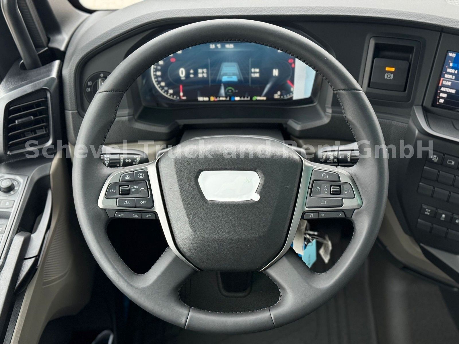 Fahrzeugabbildung MAN TGX 18.480 BL SA GM ACC LDW ADR Retarder