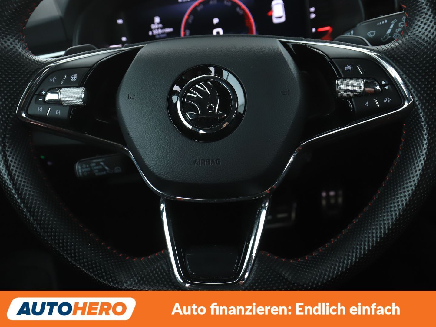 Skoda Kamiq 1.5 TSI ACT Monte Carlo Aut. NAVI LED ACC foto 19