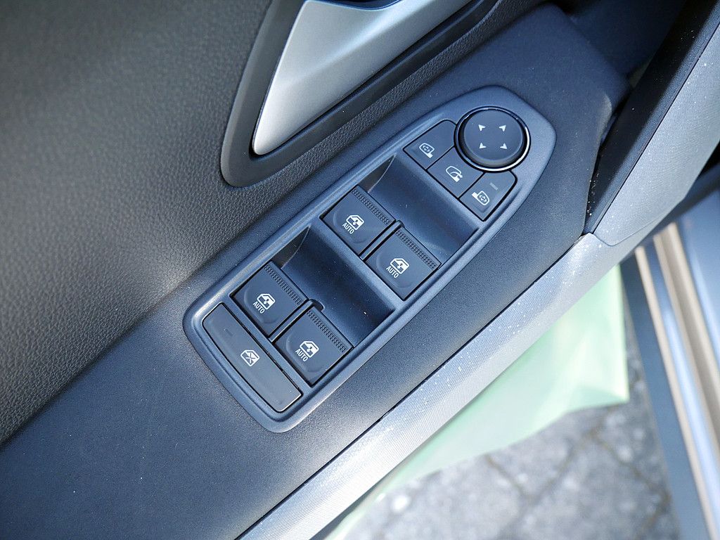 Fahrzeugabbildung Dacia Duster Journey Mild Hybrid 140