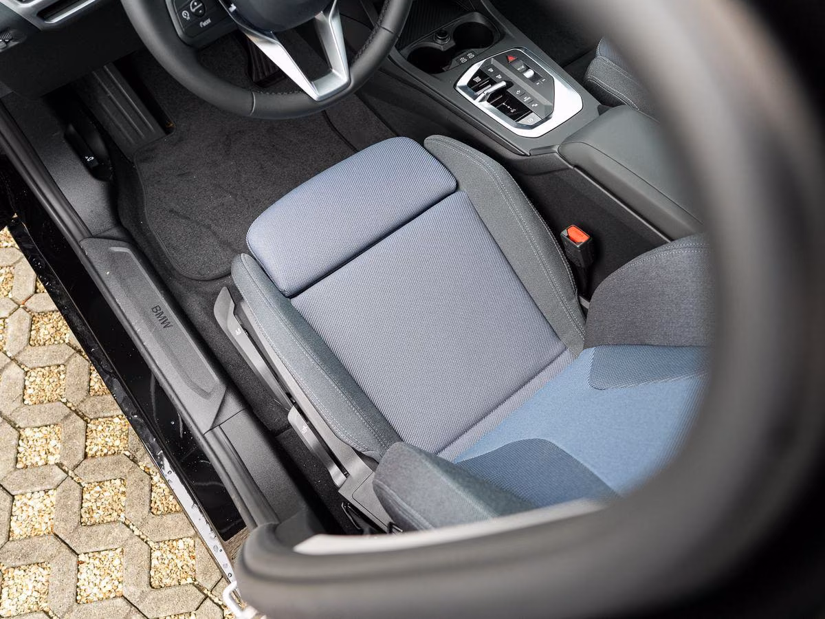 BMW 1 Series AHK Panoramadach Sportsitze Navi ParkAssist, миниатюра 8