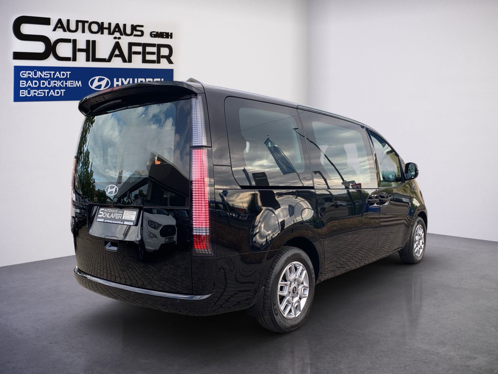 Fahrzeugabbildung Hyundai STARIA 1.6 T-GDI Hybrid Trend 9-Sitzer Navi Allw