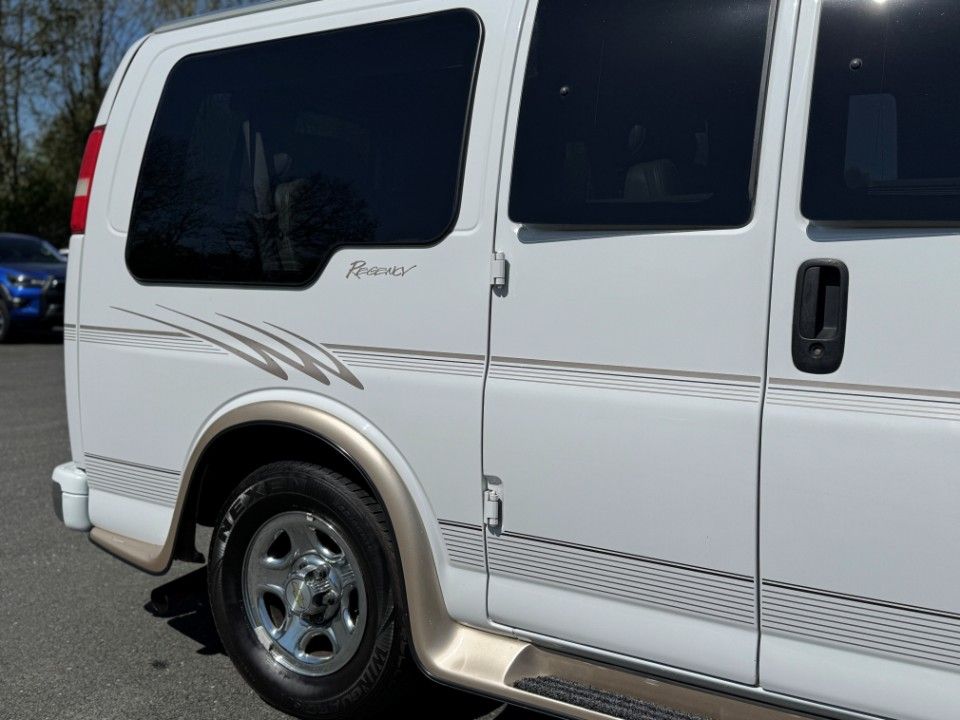Fahrzeugabbildung Chevrolet Express Regency Protege 5.3 V8 LPG LowTop