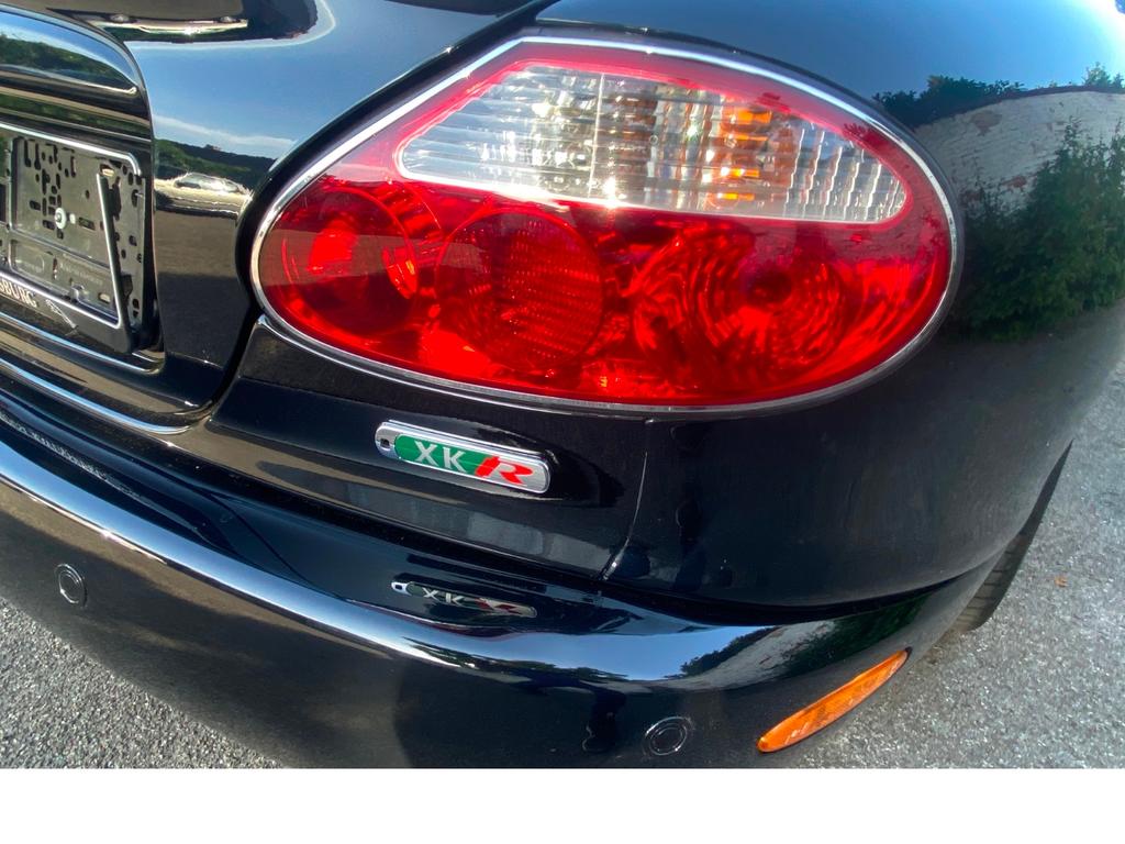 Jaguar XKR