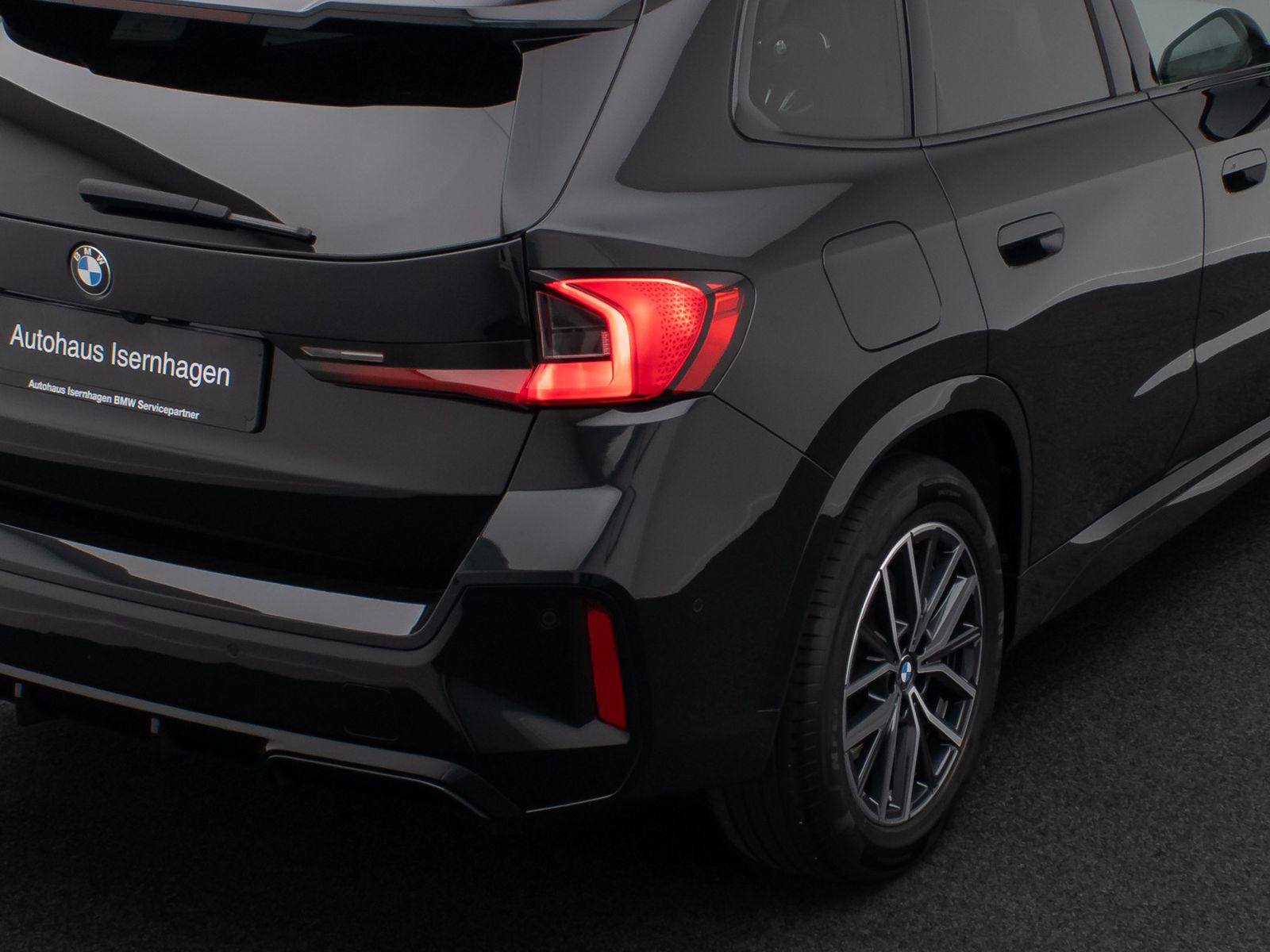 Fahrzeugabbildung BMW X1 sD20i M Sport AHK 360&deg;ACC HUD DAB Komfort 18"