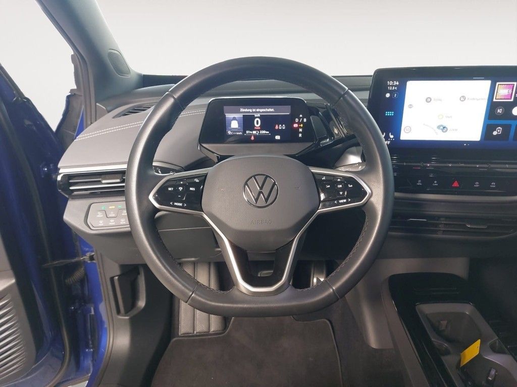 Fahrzeugabbildung Volkswagen ID.5 Pro mit Infotainment-Paket AHZV Wärmepumpe