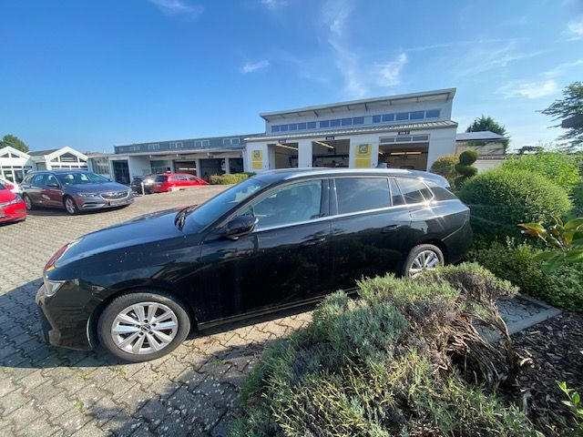 Fahrzeugabbildung Opel Astra L ST 1.5 D Elegance Start/Stop // Navi, RF