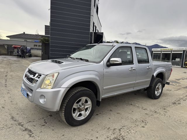 Isuzu D-Max Double Cab Custom 4WD Klima